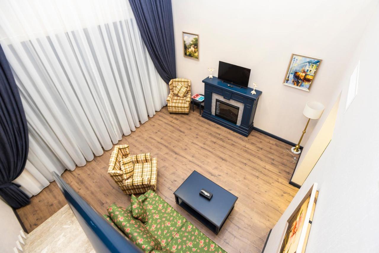 Macara Lake Park Quba Exterior photo A living room in a typical apartment